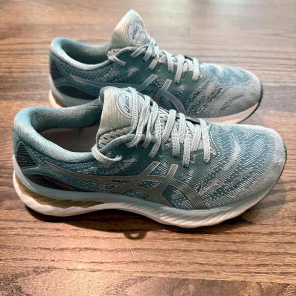 Women's ASCIS Gel-Cumulus 22 Running Shoes US 8 - Picture 3 of 9